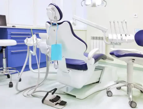 this-interior-modern-dental-clinic